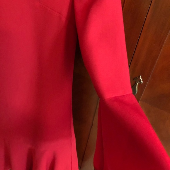 CeCe size 6 Red Layered Dress Bell Sleeve - Picture 9 of 10